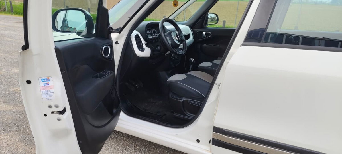 Fiat 500L Living 1.3 Multijet 85 CV Lounge (13)
