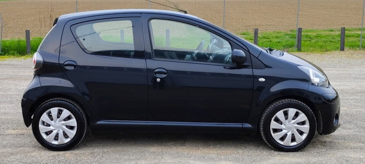 Toyota Aygo 1.0 12V VVT-i 5 porte Active Connect (14)