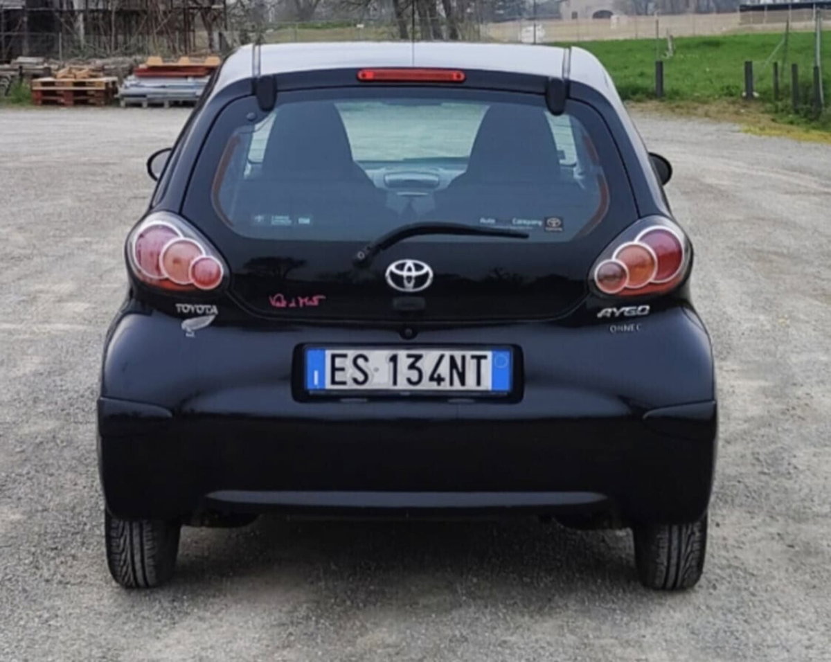 Toyota Aygo 1.0 12V VVT-i 5 porte Active Connect (20)