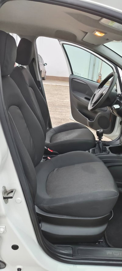 Fiat Punto 1.4 8V 5 porte Natural Power Lounge (4)