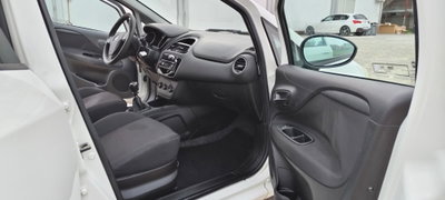 Fiat Punto 1.4 8V 5 porte Natural Power Lounge (7)