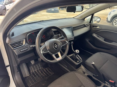Renault Clio TCe 90 CV 5 porte Business (5)