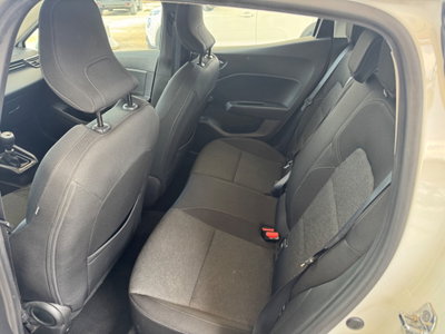 Renault Clio TCe 90 CV 5 porte Business (7)