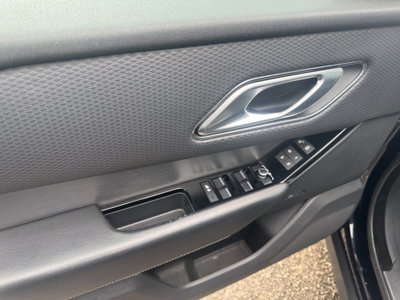 Land Rover Range Rover Velar 2.0D I4 240 CV R-Dynamic S (13)
