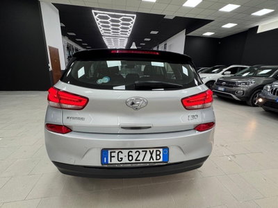 Hyundai i30 1.6 CRDi 110CV DCT 5 porte Style (4)