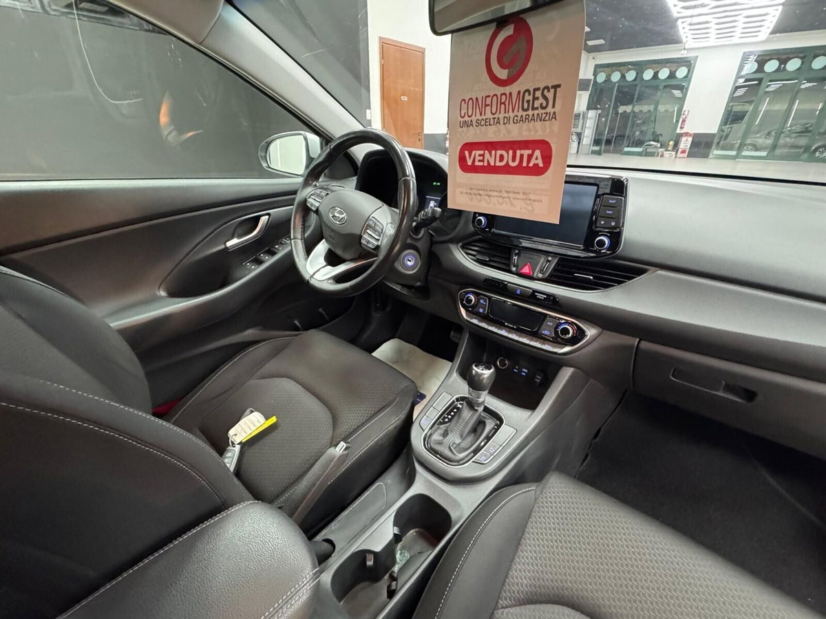 Hyundai i30 1.6 CRDi 110CV DCT 5 porte Style (8)