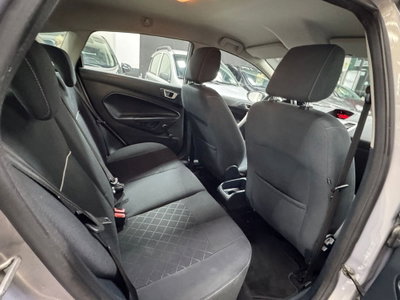 Ford Fiesta 1.4 TDCi 70CV 5 porte Titanium (11)