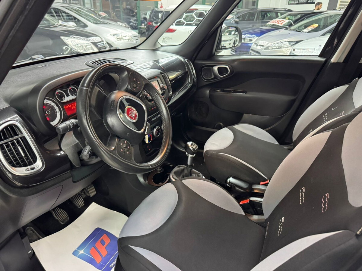 Fiat 500L 1.6 Multijet 105 CV Lounge (8)