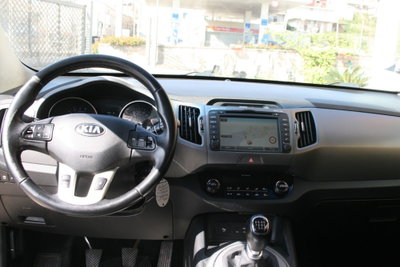 Kia Sportage 1.7 CRDI VGT 2WD Cool (8)