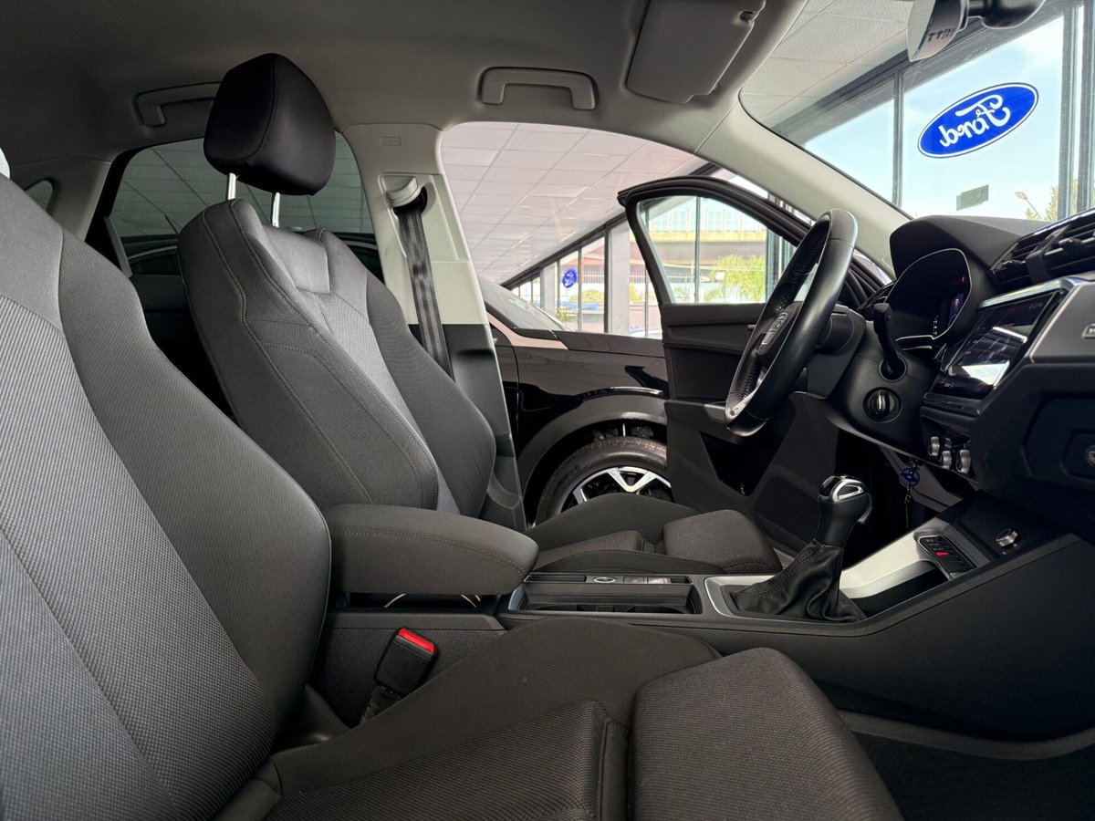 Audi Q3 Sportback 35 TDI quattro S tronic S line edition (11)