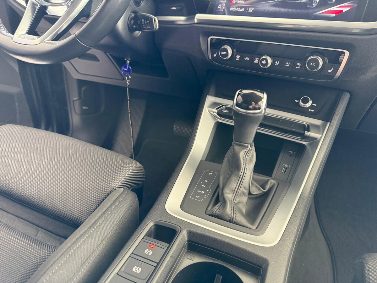 Audi Q3 Sportback 35 TDI quattro S tronic S line edition (13)