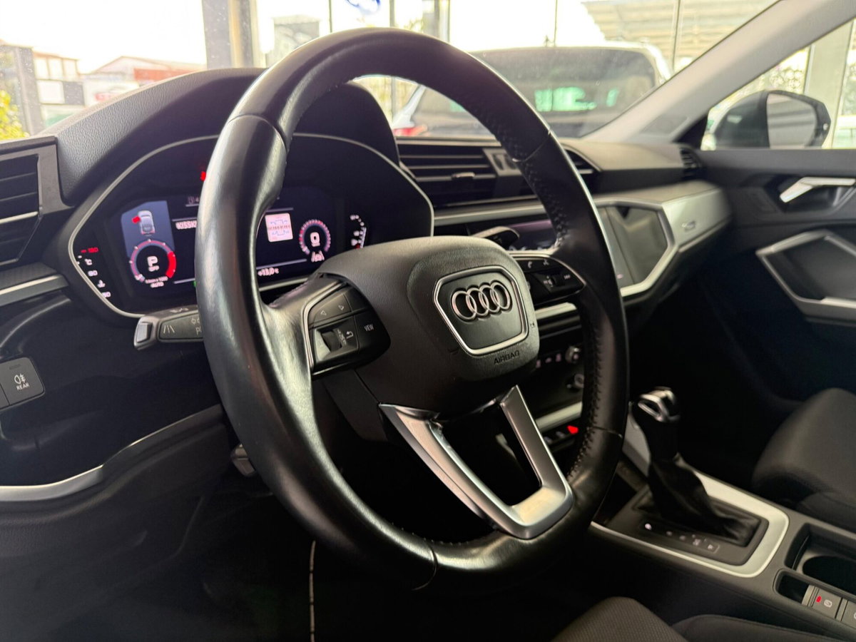 Audi Q3 Sportback 35 TDI quattro S tronic S line edition (8)