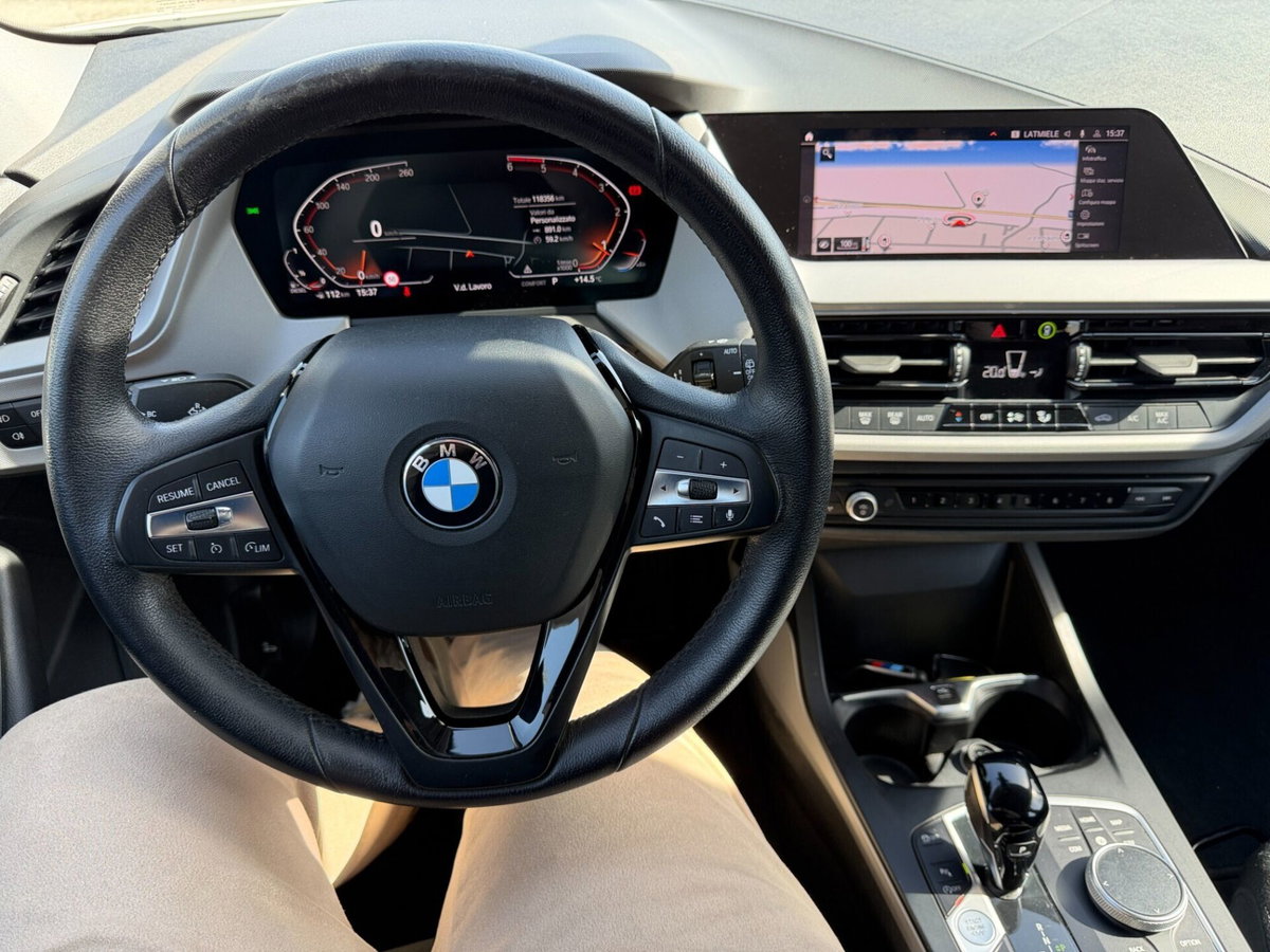BMW Serie 1 116d 2.0 116CV cat 5 porte Attiva DPF (19)