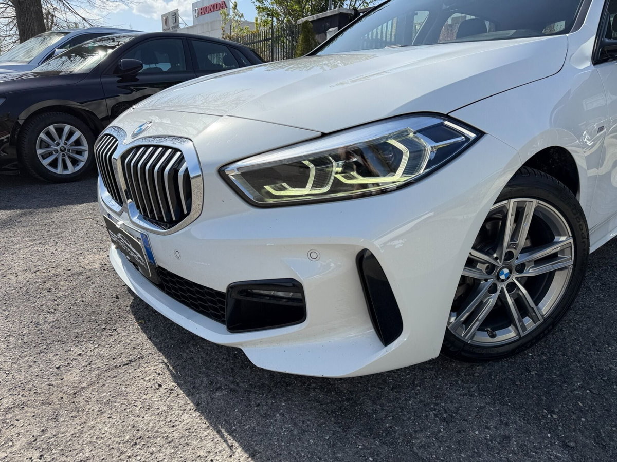 BMW Serie 1 116d 2.0 116CV cat 5 porte Attiva DPF (8)