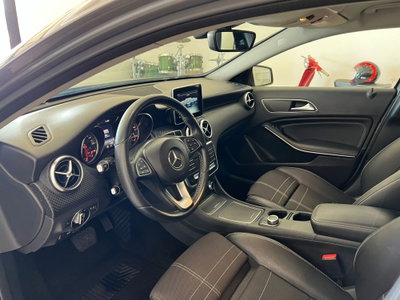 Mercedes-Benz Classe A 180 d Automatic Premium (17)