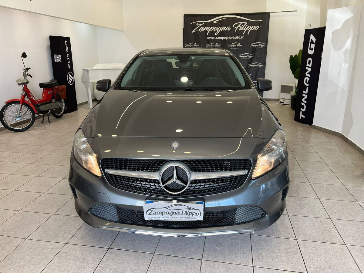 Mercedes-Benz Classe A 180 d Automatic Premium (2)