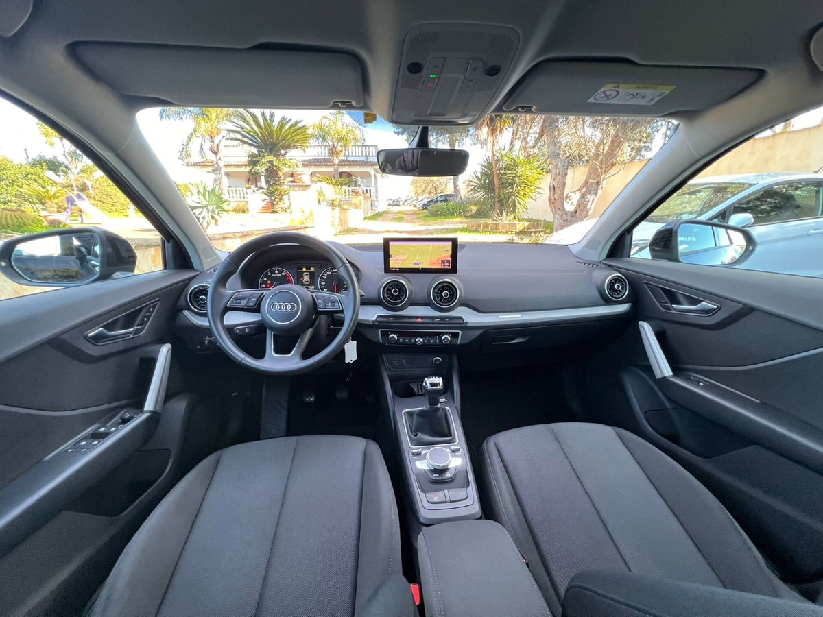 Audi Q2 Q2 30 TFSI Business (10)