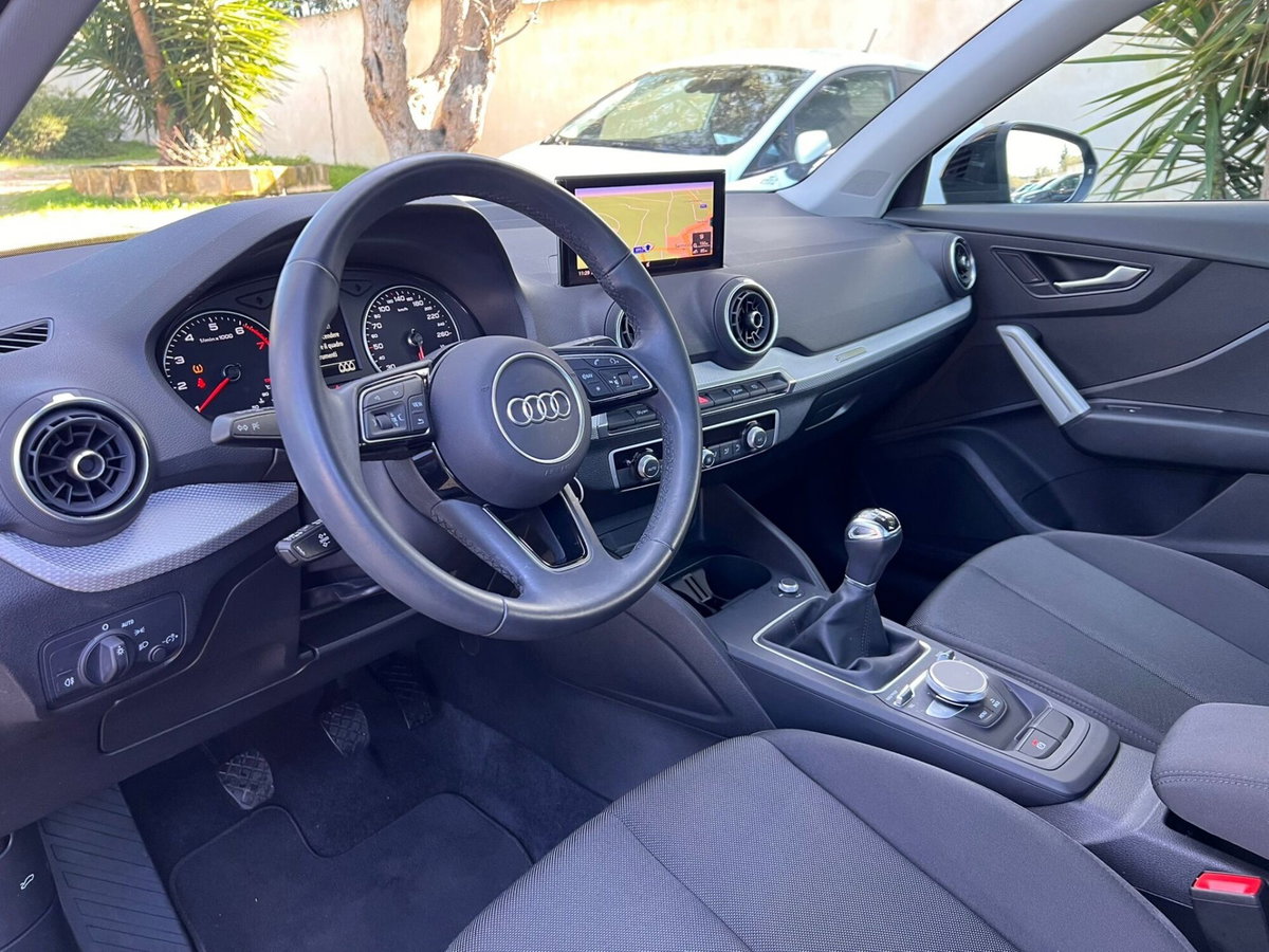 Audi Q2 Q2 30 TFSI Business (7)