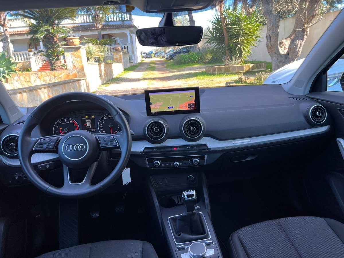 Audi Q2 Q2 30 TFSI Business (8)