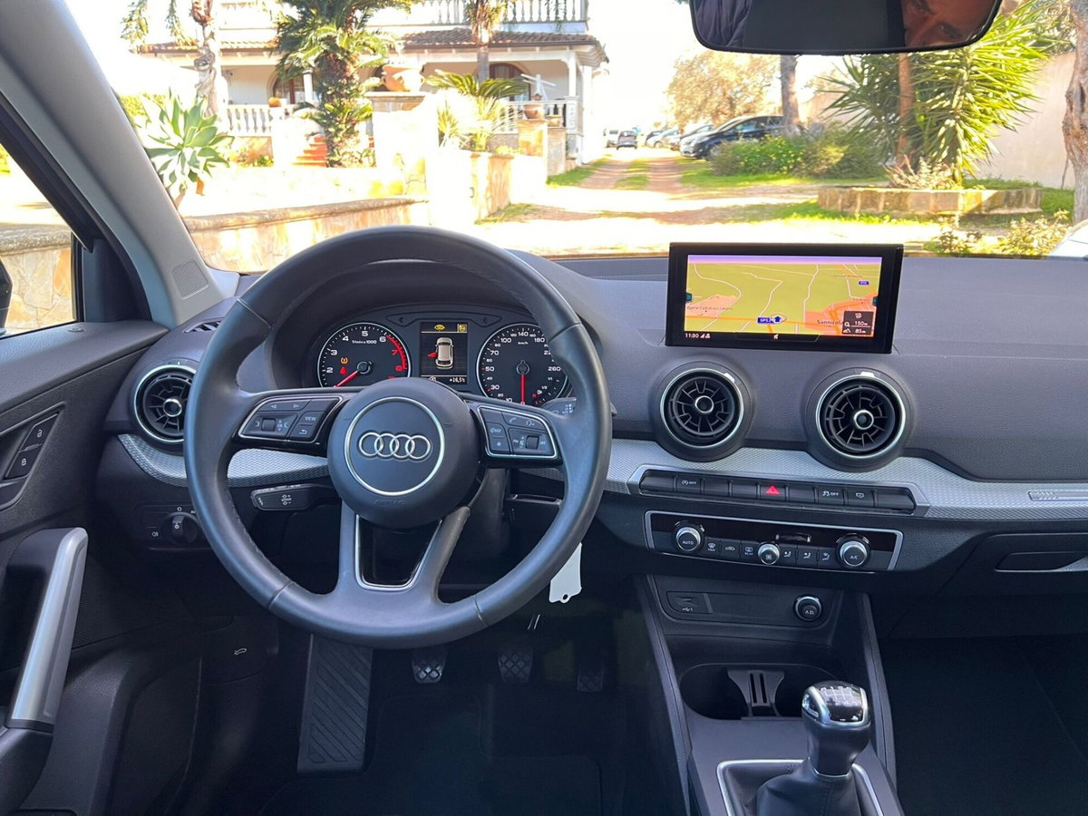 Audi Q2 Q2 30 TFSI Business (9)