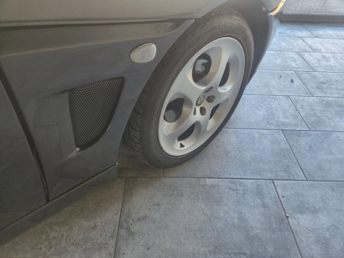 Alfa Romeo Gtv 2.0i 16V Twin Spark cat L (7)