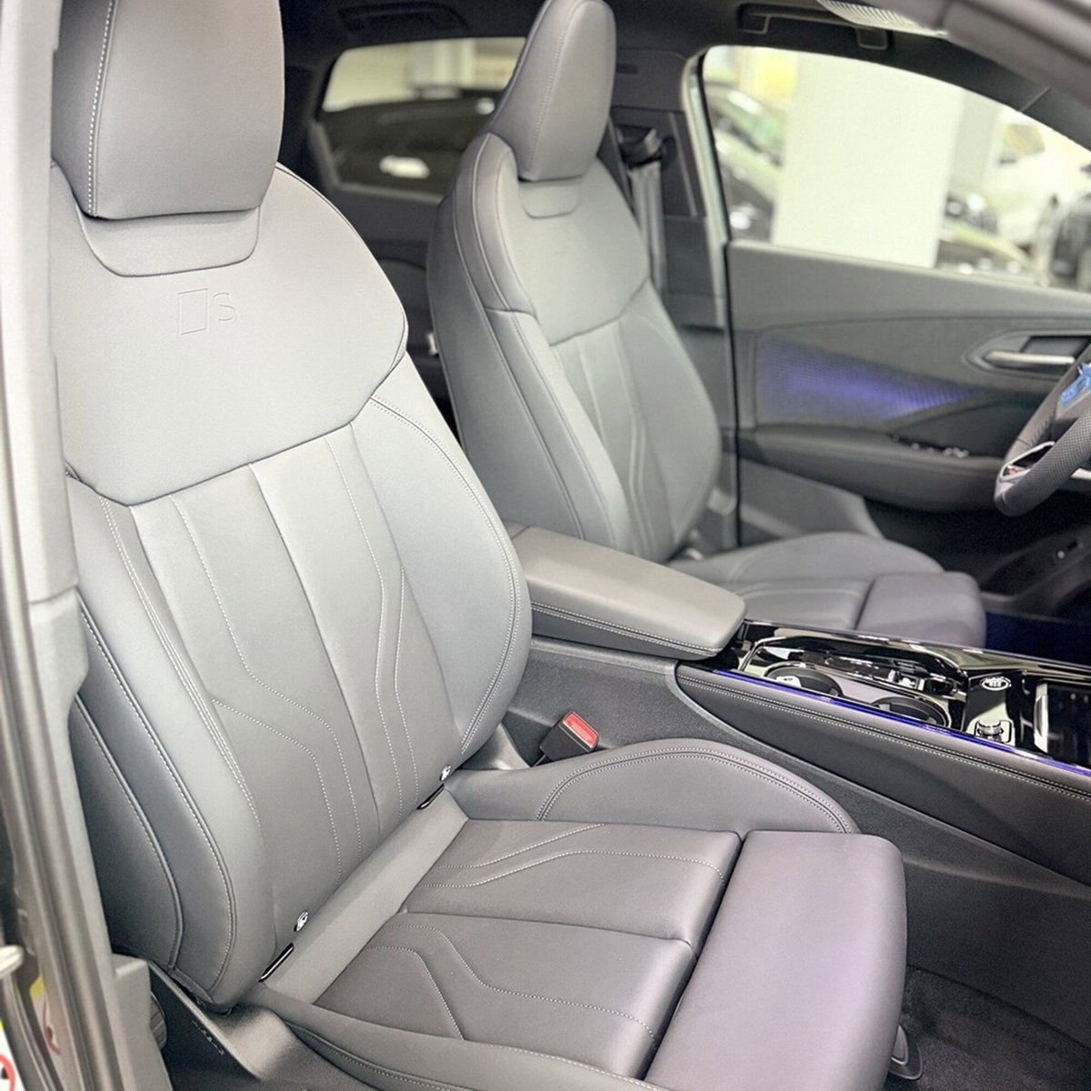 Audi Q3 Sportback 35 TDI quattro S tronic S line edition (12)