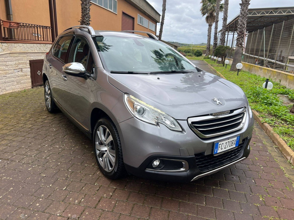 Peugeot 2008 120 S&S Black Matt
