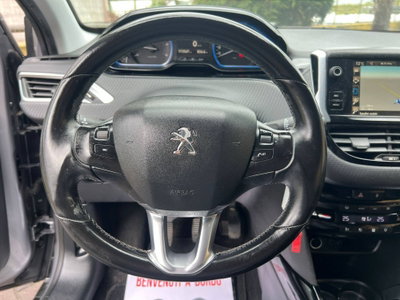 Peugeot 2008 120 S&S Black Matt (8)