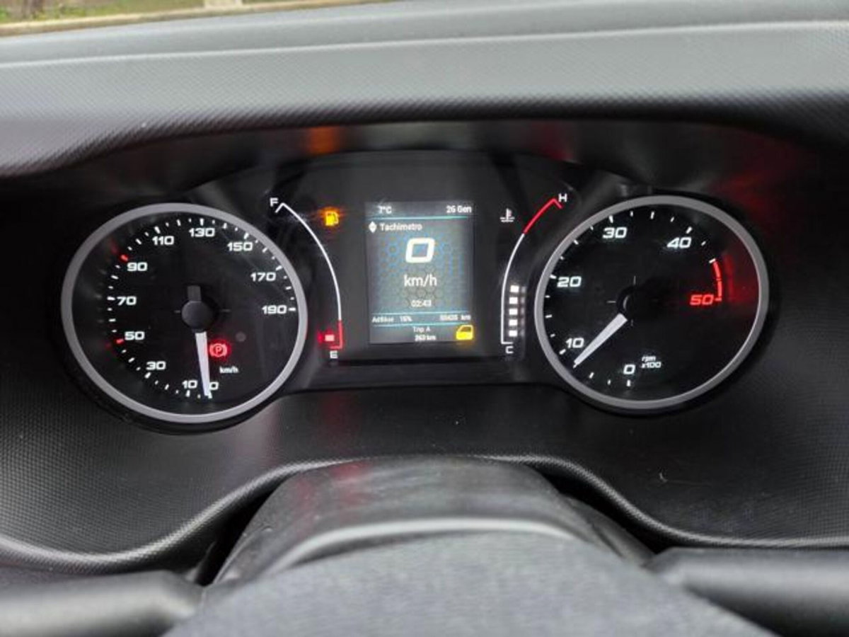 Iveco Daily Telaio 35C14 BTor 2.3 HPT PLM-RG Cabinato (3)