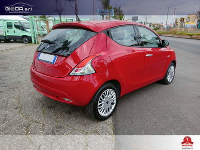 Lancia Ypsilon 1.3 MJT 16V 95 CV 5 porte S&S Silver (4)