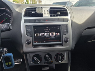 Volkswagen Polo Cross 1.4 TDI DSG BlueMotion Technology (12)