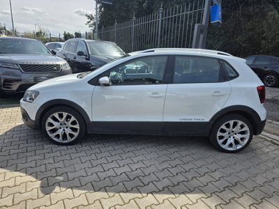 Volkswagen Polo Cross 1.4 TDI DSG BlueMotion Technology (3)
