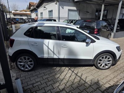 Volkswagen Polo Cross 1.4 TDI DSG BlueMotion Technology (7)