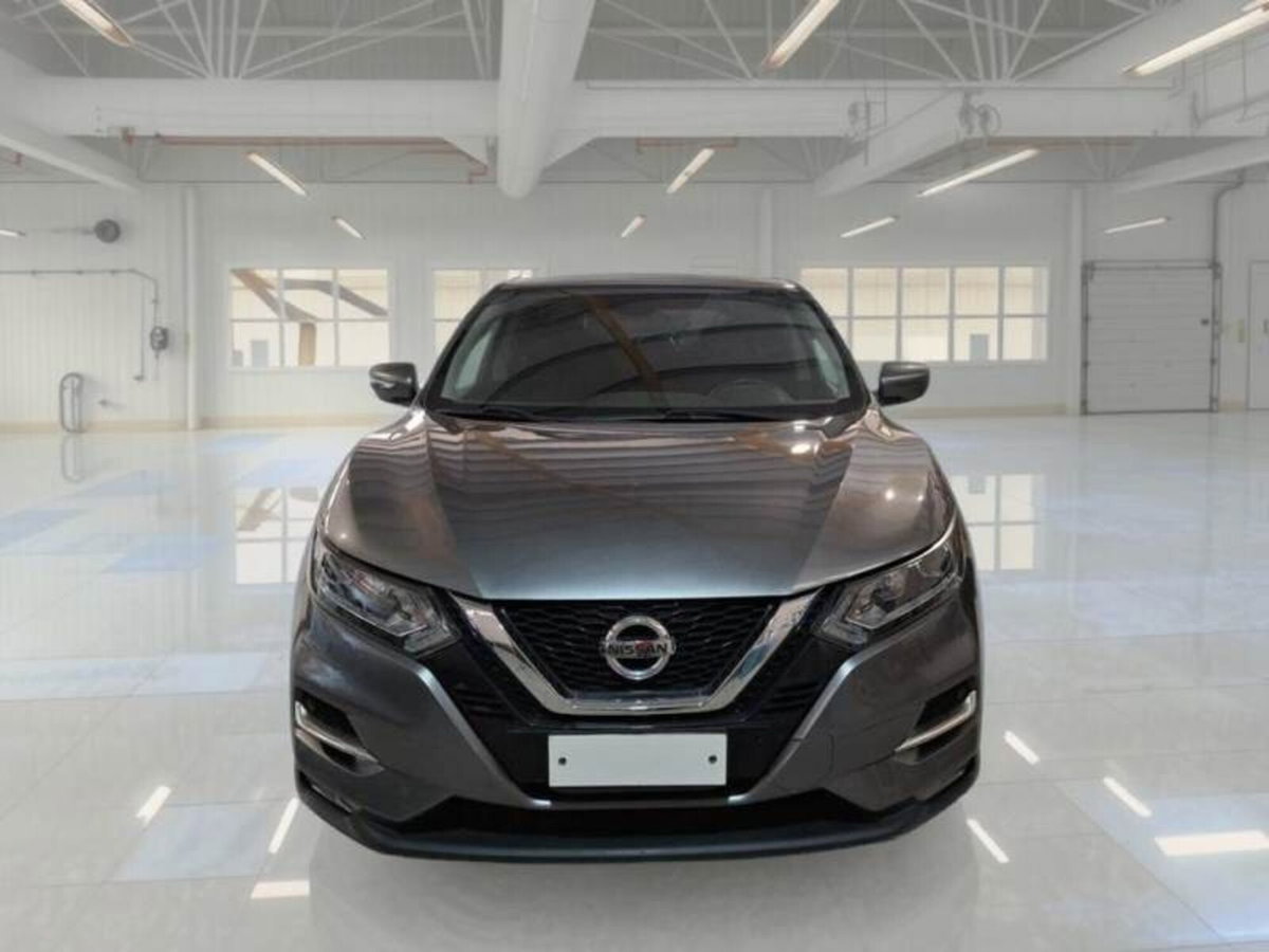 Nissan Qashqai 1.5 dCi 115 CV DCT Business (2)