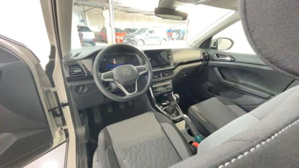 Volkswagen T-Cross 1.0 tsi Edition 95cv (4)
