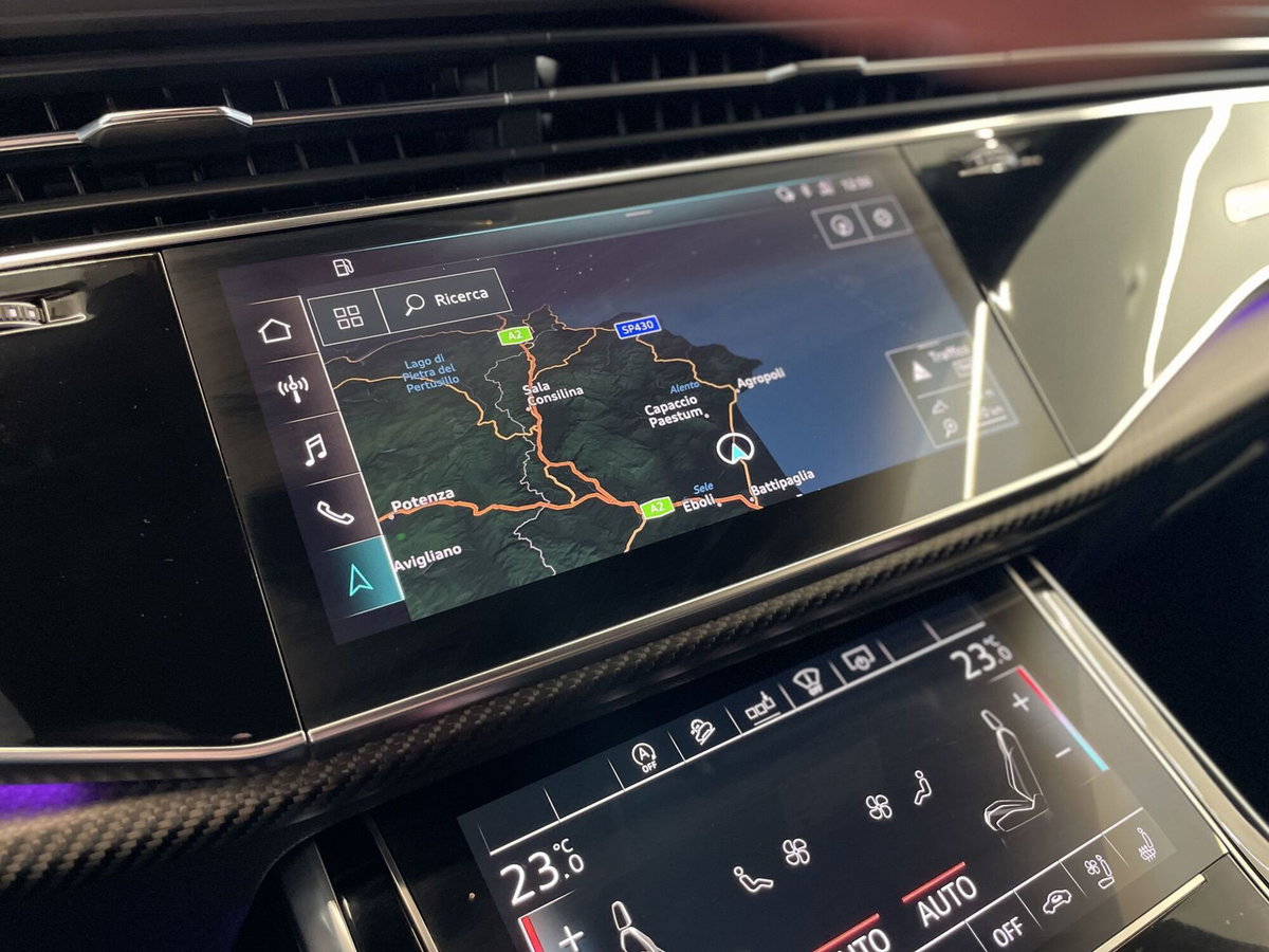 Audi RS Q8 Q8 4.0 mhev quattro tiptronic (17)