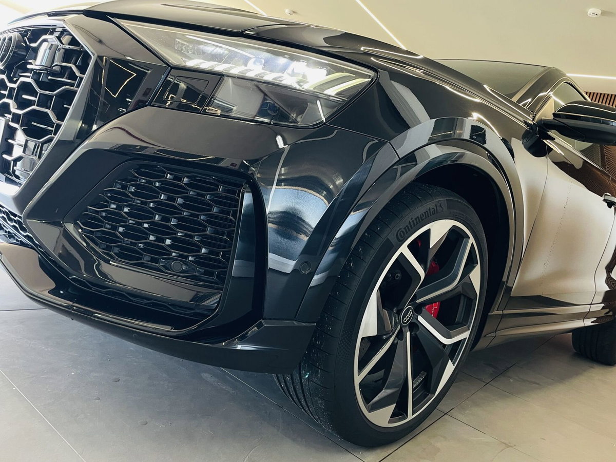 Audi RS Q8 Q8 4.0 mhev quattro tiptronic (2)