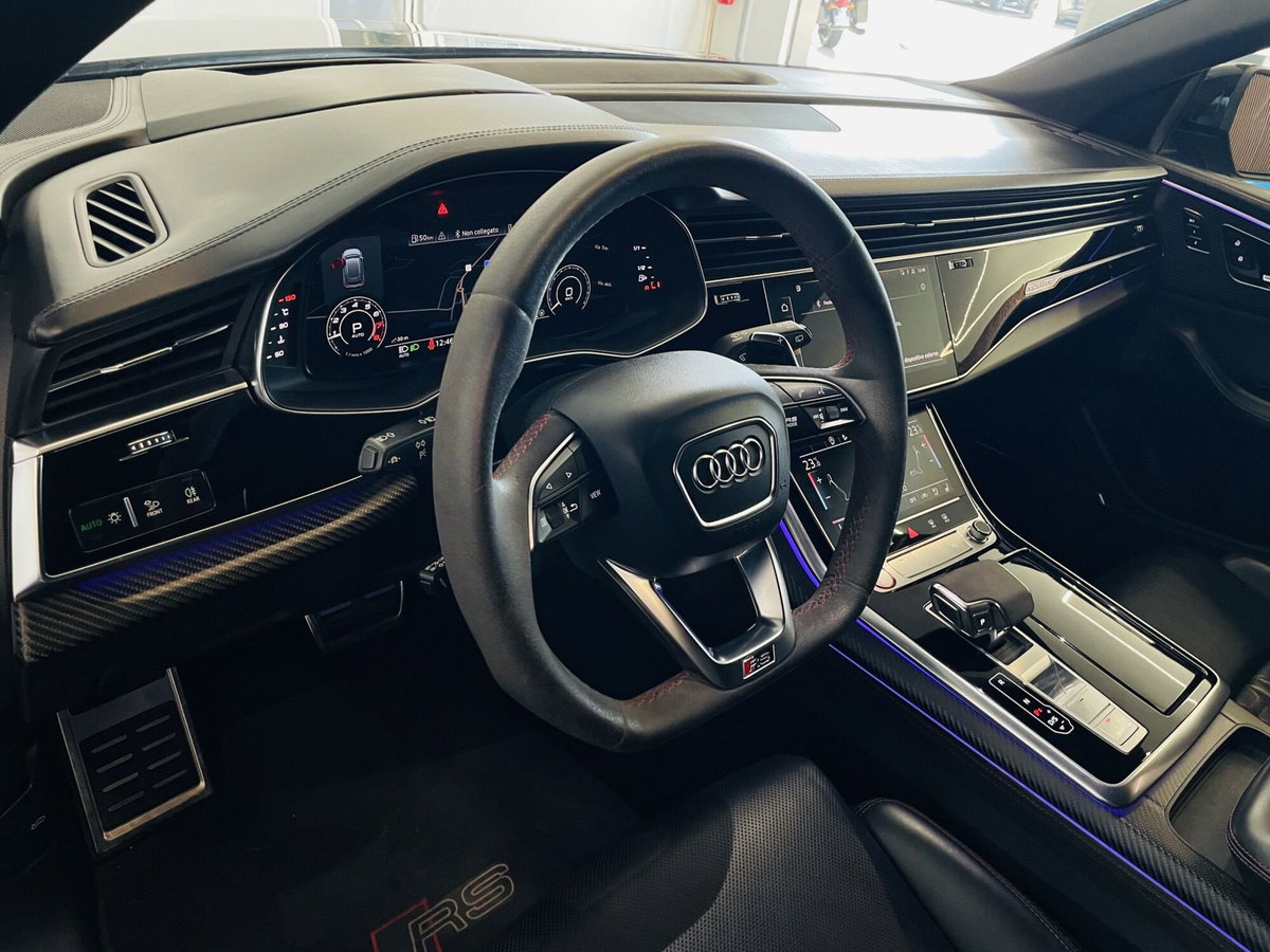 Audi RS Q8 Q8 4.0 mhev quattro tiptronic (8)