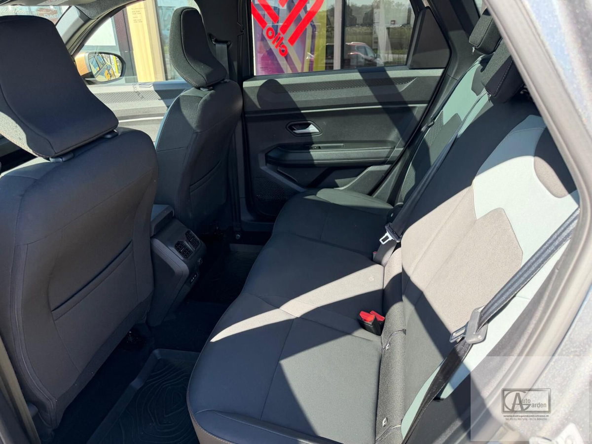 Dacia Bigster 1.2 mild hybrid-G Extreme 140cv (10)