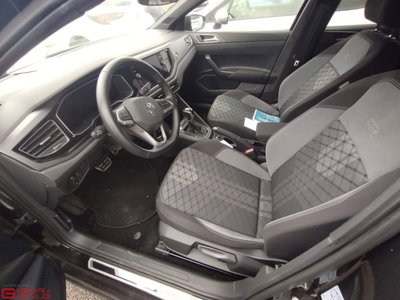Volkswagen Polo 1.0 tsi R-Line 95cv dsg (7)