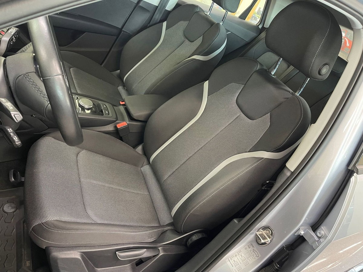 Audi Q2 Q2 35 TFSI S tronic Business (13)