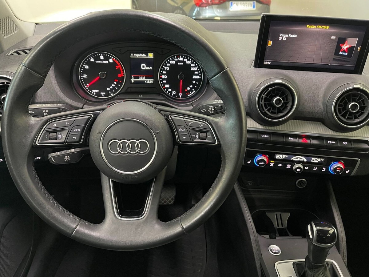 Audi Q2 Q2 35 TFSI S tronic Business (16)