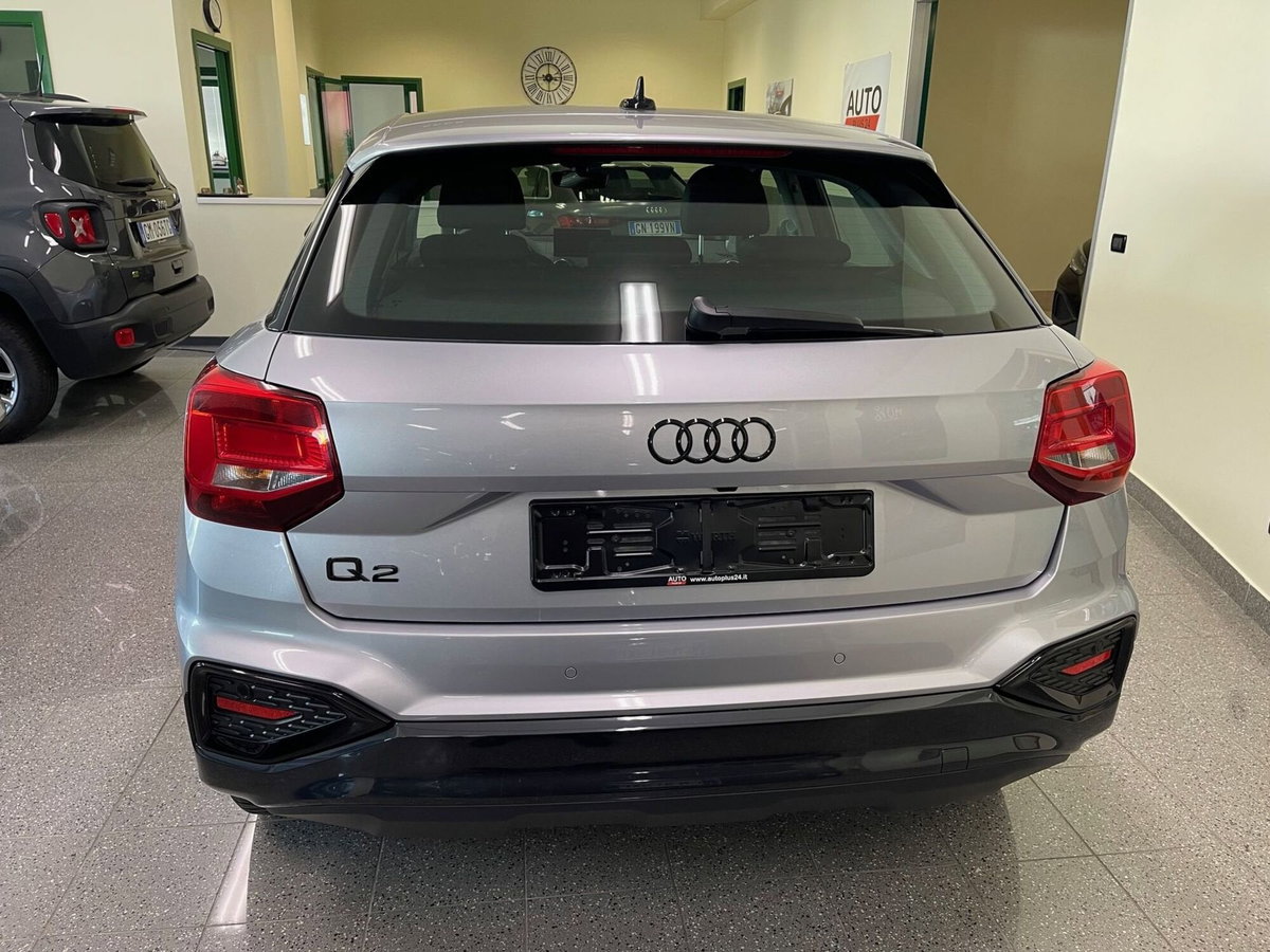 Audi Q2 Q2 35 TFSI S tronic Business (6)