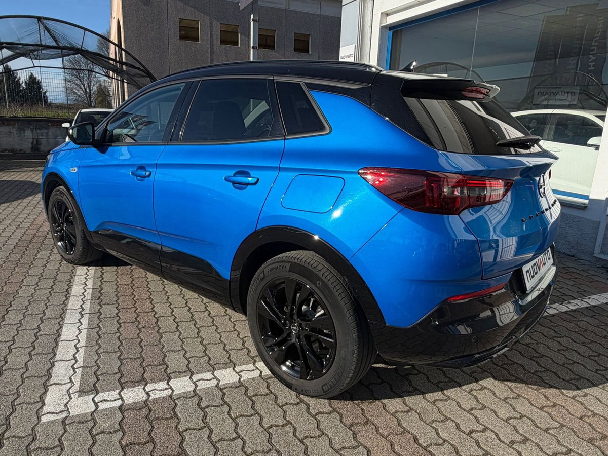 Opel Grandland 1.6 phev GS fwd 225cv auto (3)