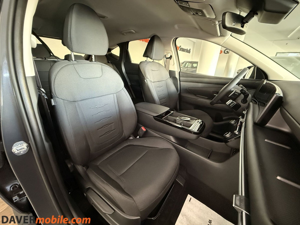 Hyundai Tucson 1.6 crdi 48V Business 2wd dct (9)