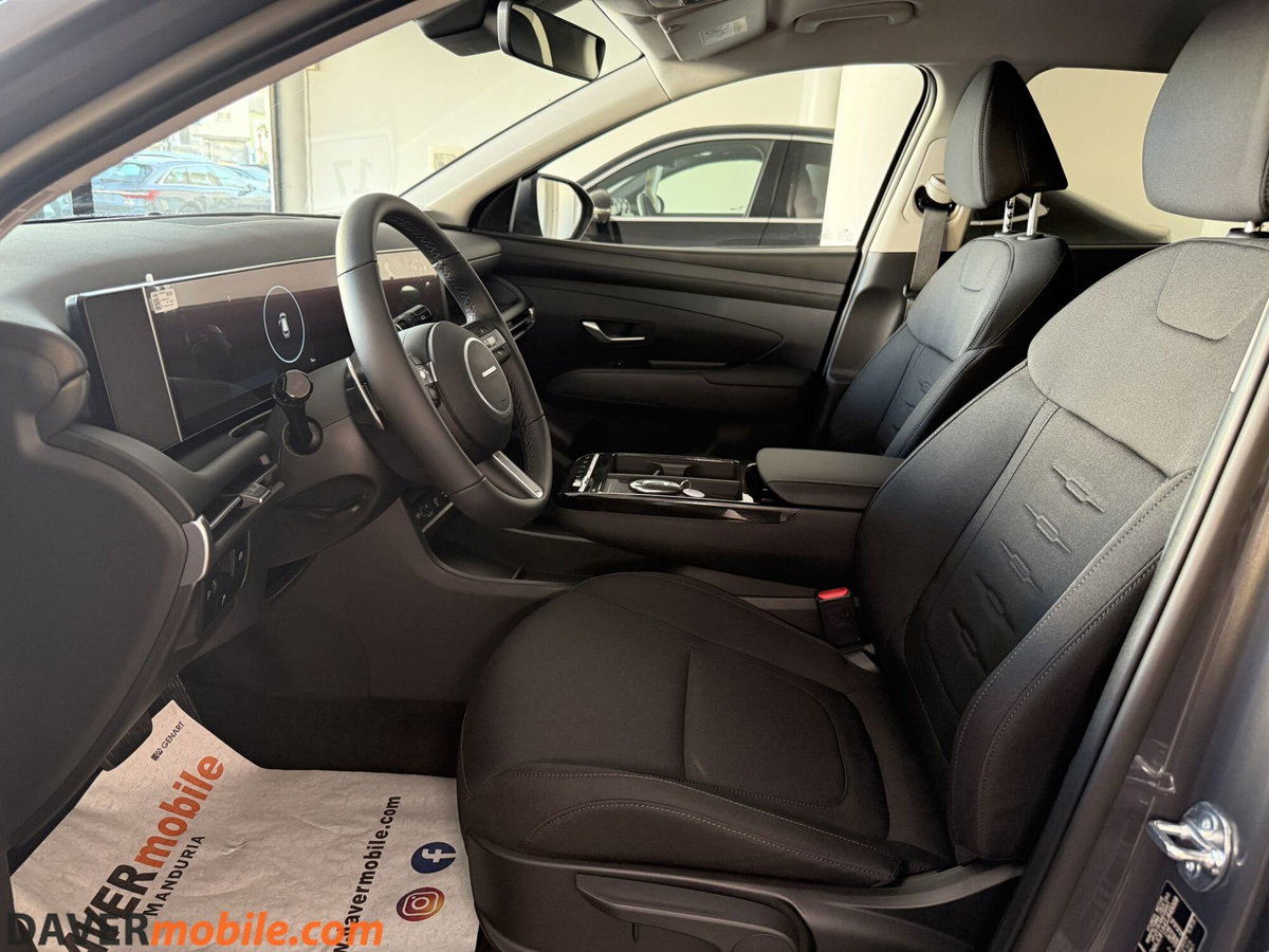 Hyundai Tucson 1.6 crdi 48V Business 2wd dct (8)