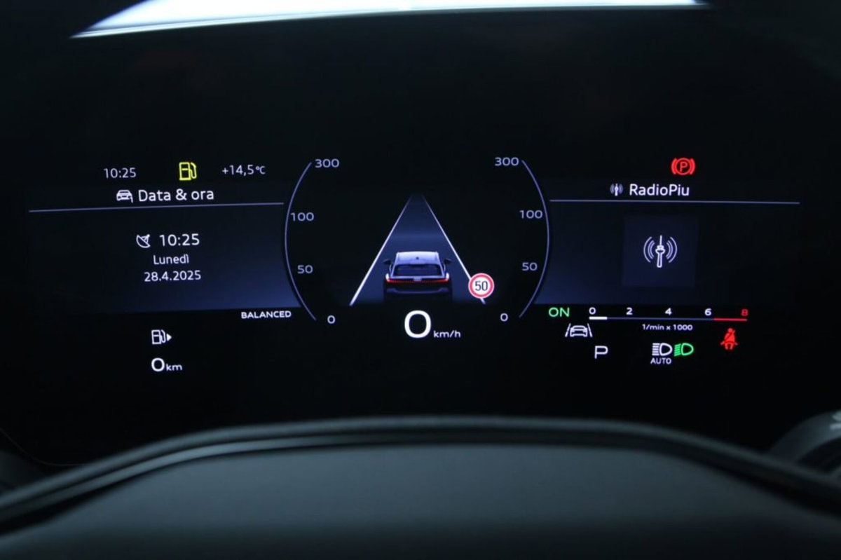 Audi A5 Avant 2.0 tfsi S line edition 150cv s-tronic (11)