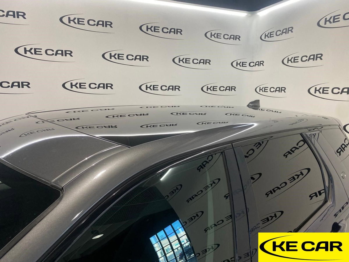 Land Rover Discovery Sport 2.0 TD4 150 CV SE (9)