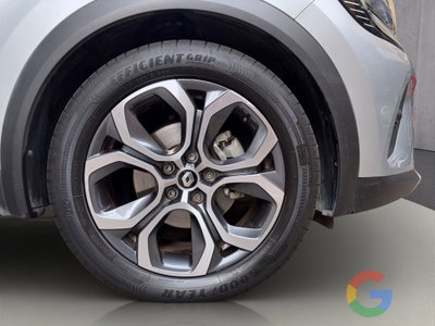 Renault Captur Full Hybrid E-Tech 145 CV Techno Fast Track (7)
