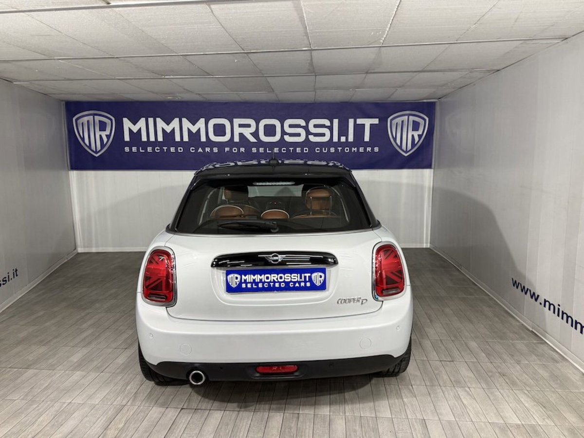 MINI Mini 1.5 Cooper D Boost 5 porte (10)